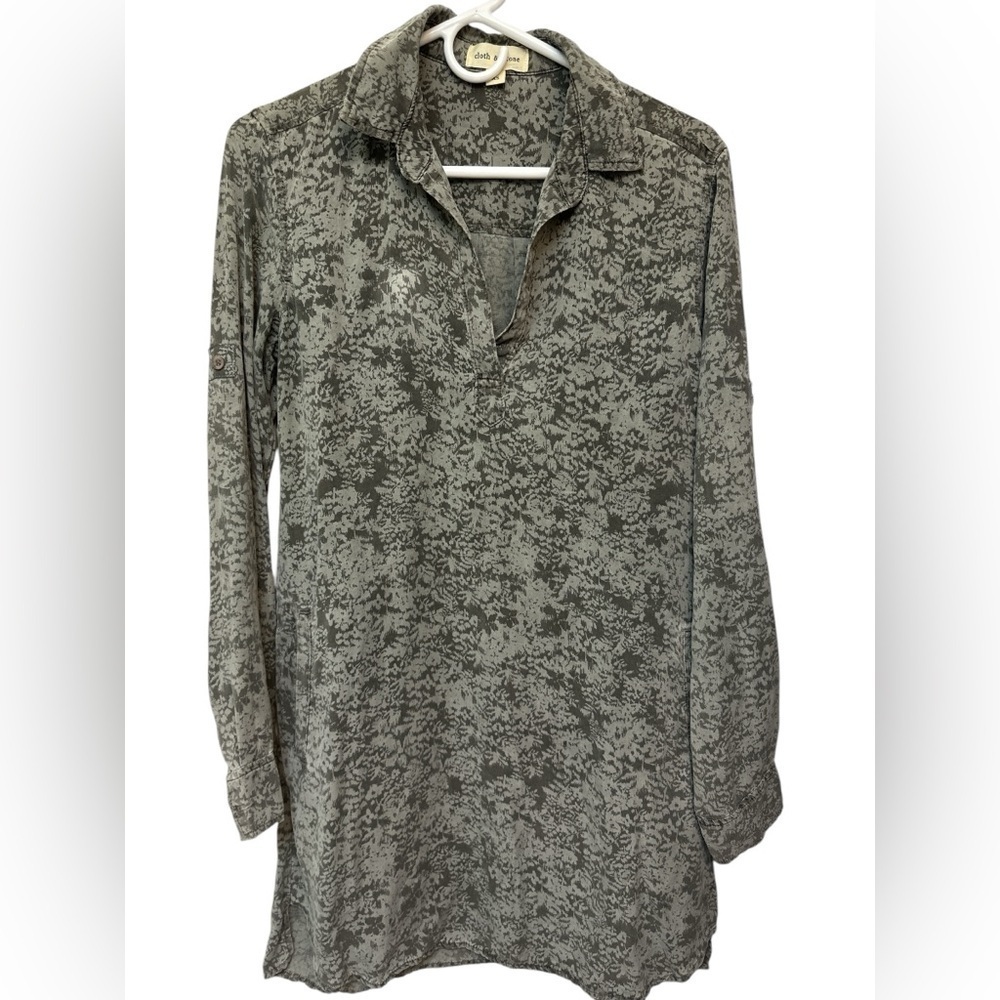 Cloth and Stone gray vneck collared long sleeve shirt dress